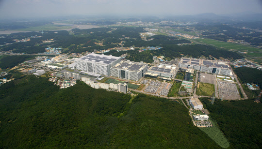 LG디스플레이 경기도 파주사업장. <LG디스플레이 제공>